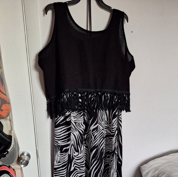 SHEIN 2XL Fringe Hem Tank Top & Zebra Print Skirt - Picture 10 of 17